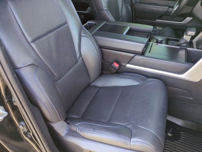 Toyota Sequoia Platinum 2023