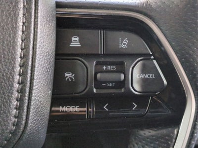 Toyota Sequoia Platinum 2023