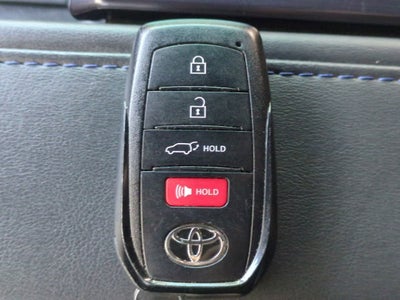 Toyota Sequoia Platinum 2023