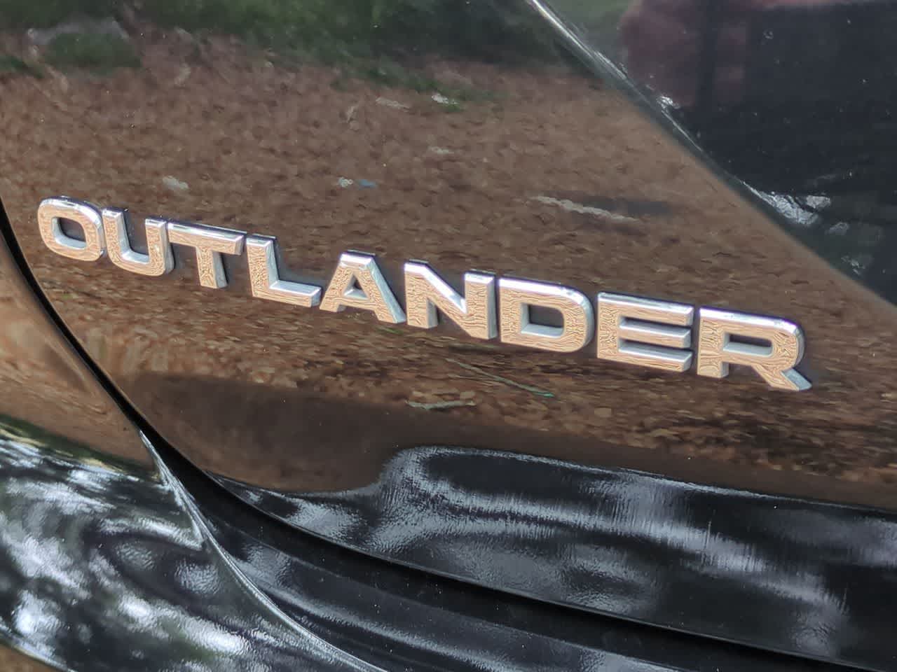 Mitsubishi Outlander SE 2.5 2WD 2024