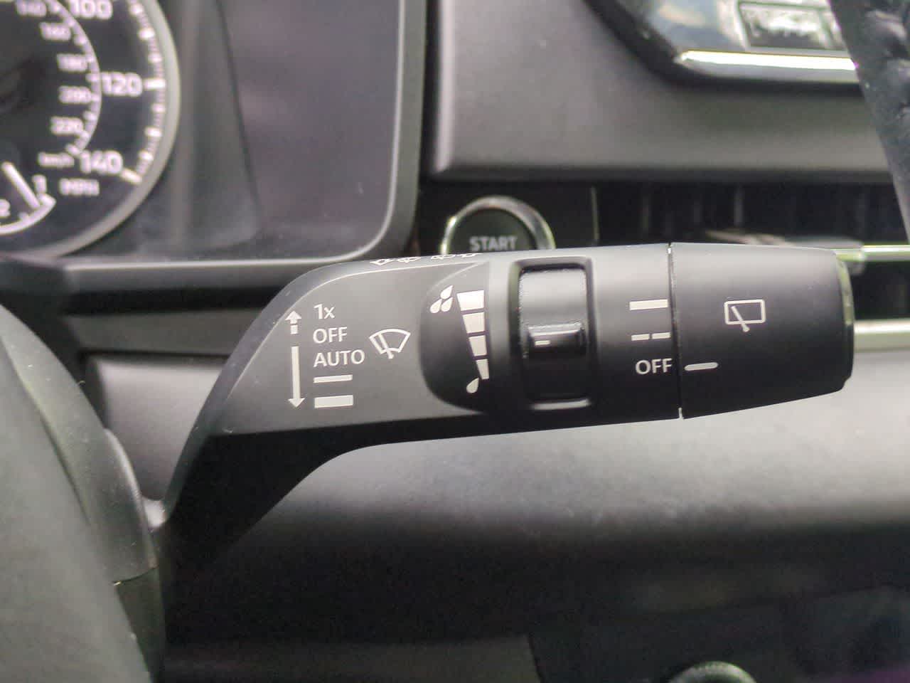Mitsubishi Outlander SE 2.5 2WD 2024