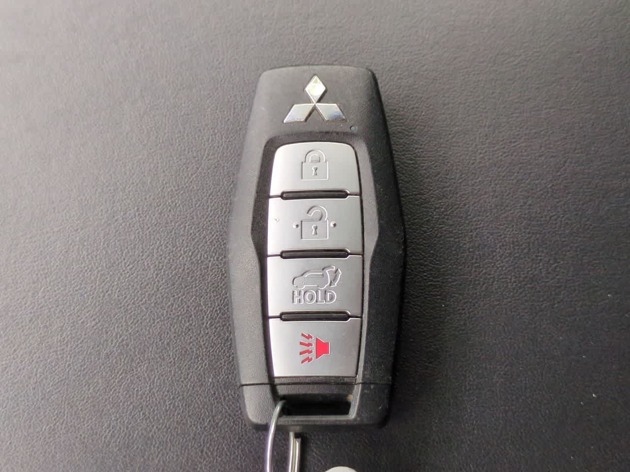 Mitsubishi Outlander SE 2.5 2WD 2024