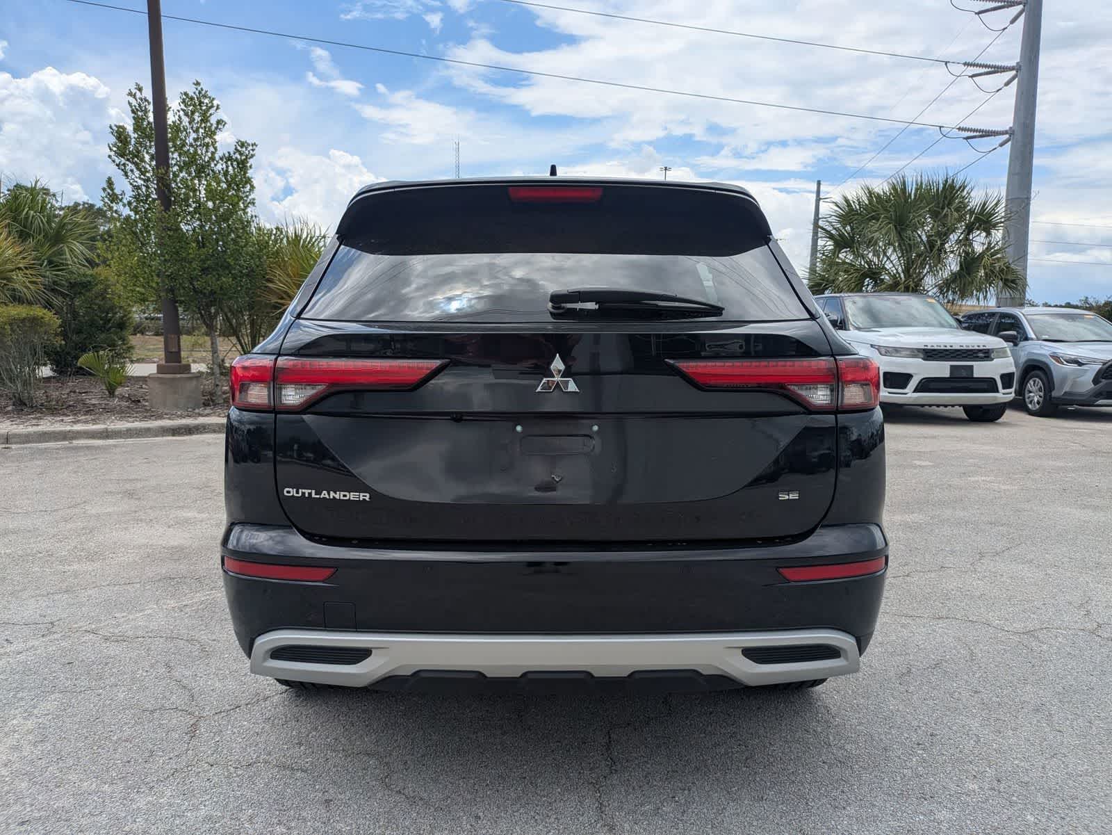Mitsubishi Outlander SE 2.5 2WD 2024