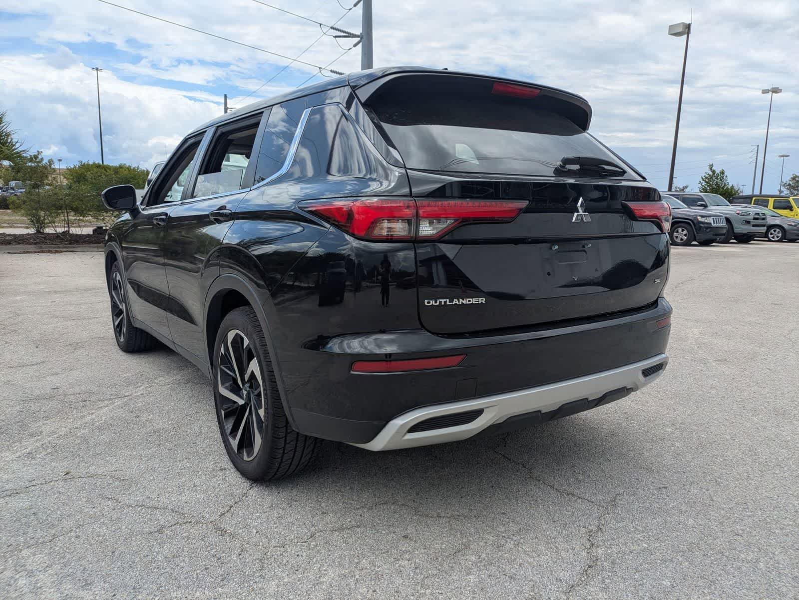 Mitsubishi Outlander SE 2.5 2WD 2024