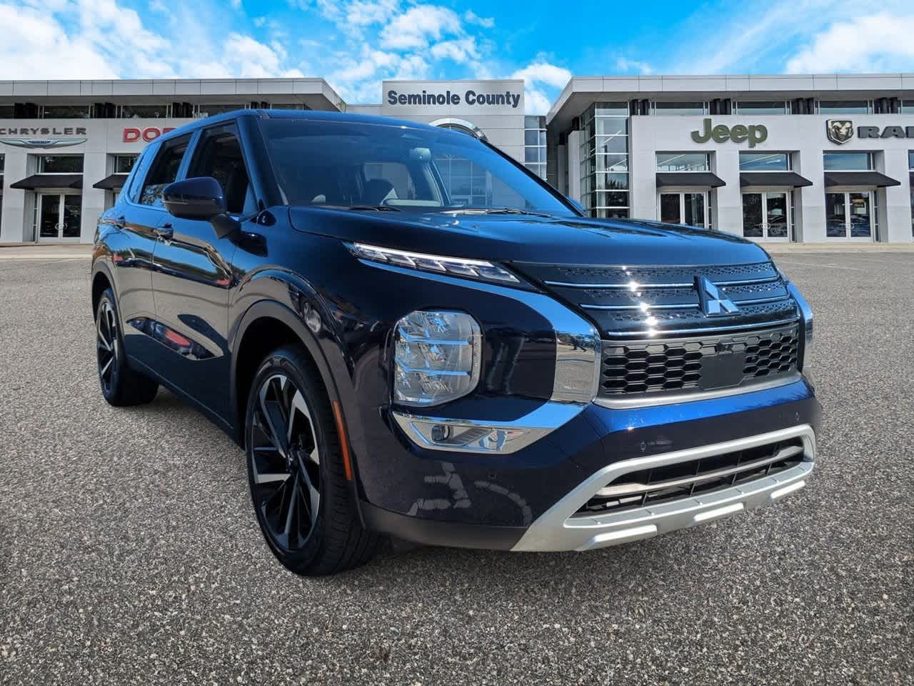 Mitsubishi Outlander SE 2.5 2WD 2024