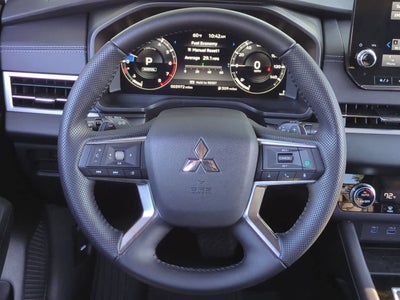 Mitsubishi Outlander SE 2.5 2WD 2024