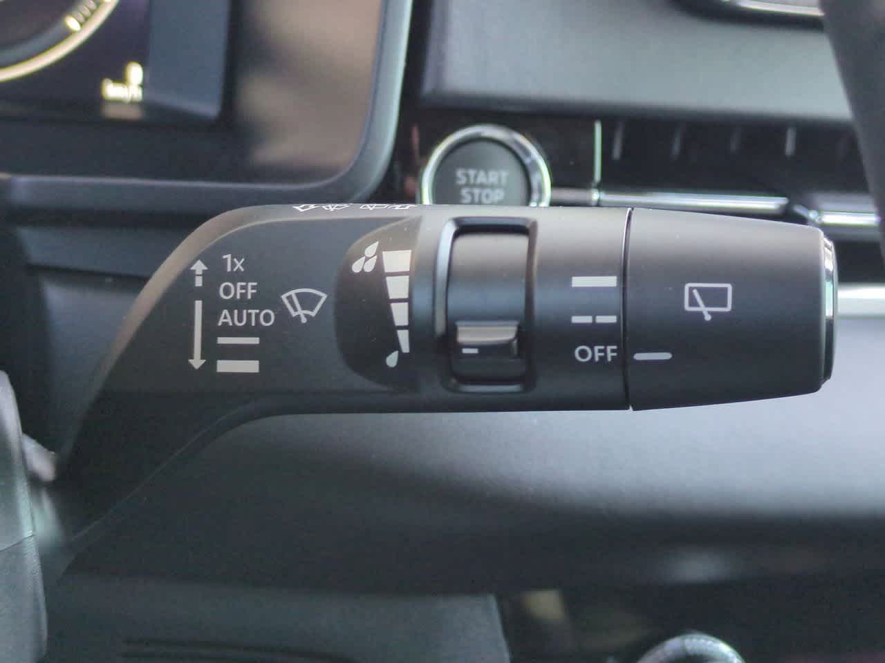 Mitsubishi Outlander SE 2.5 2WD 2024