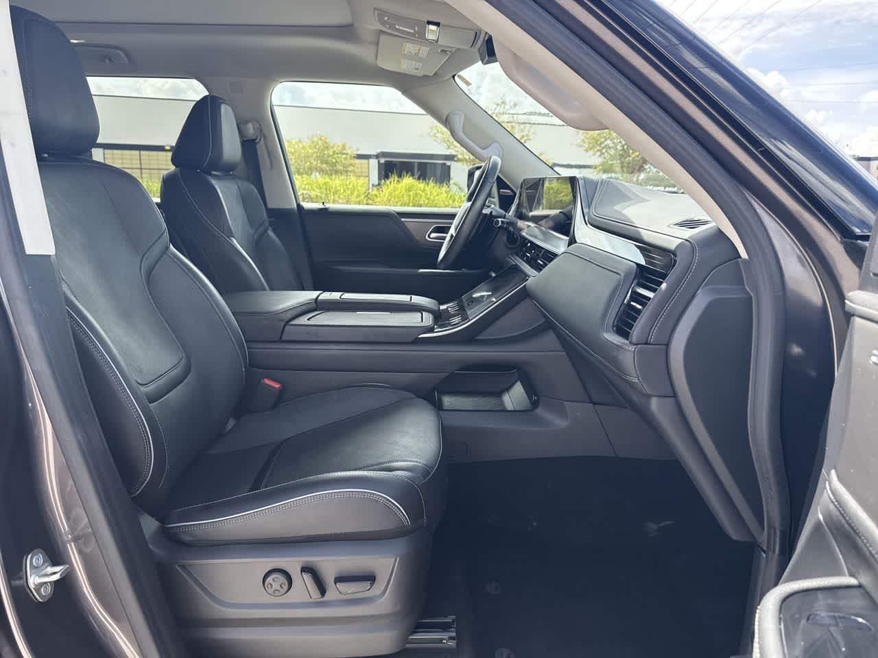 INFINITI QX80 LUXE 2025