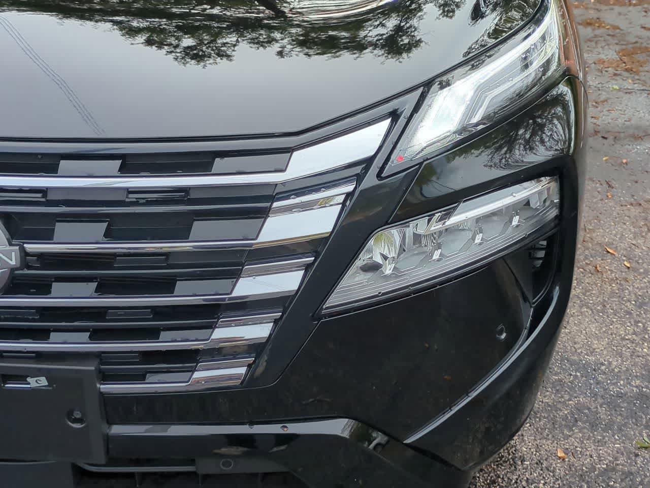 Nissan Rogue Platinum FWD 2025