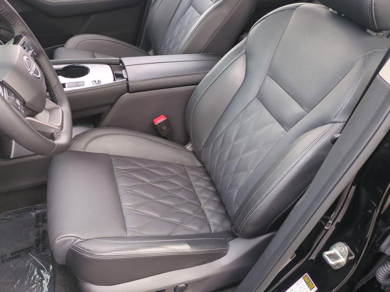 Nissan Rogue Platinum FWD 2025