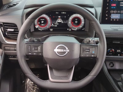 Nissan Rogue Platinum FWD 2025