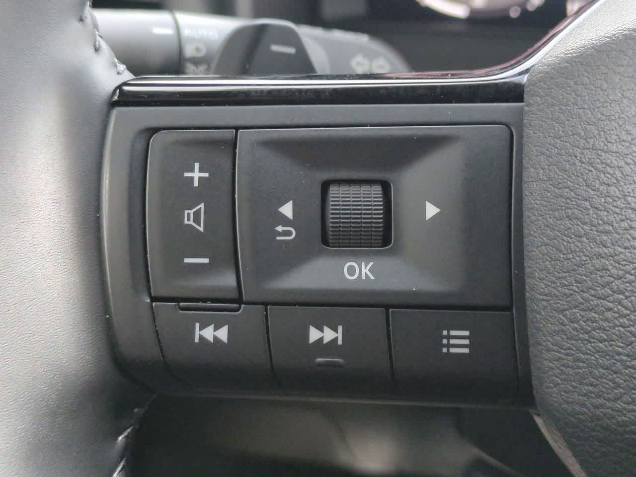 Nissan Rogue Platinum FWD 2025