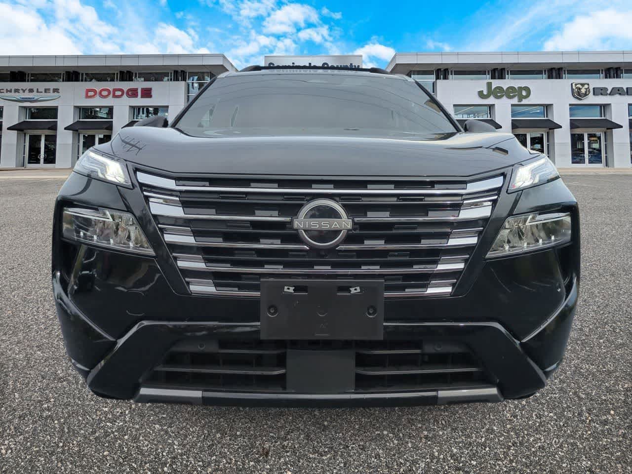 Nissan Rogue Platinum FWD 2025