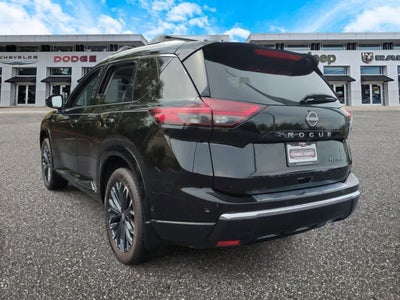 Nissan Rogue Platinum FWD 2025