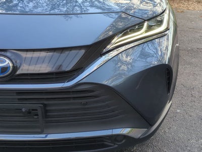 Toyota Venza XLE 2022