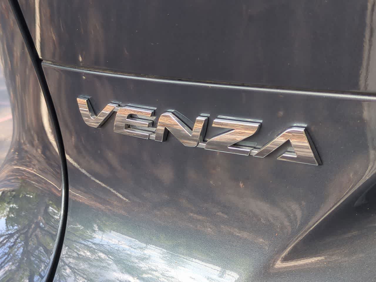 Toyota Venza XLE 2022