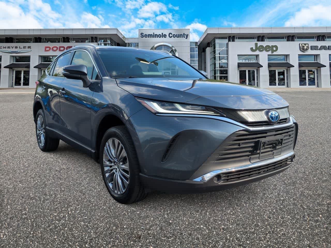 Toyota Venza XLE 2022