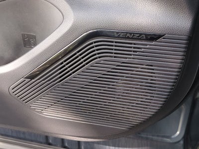 Toyota Venza XLE 2022