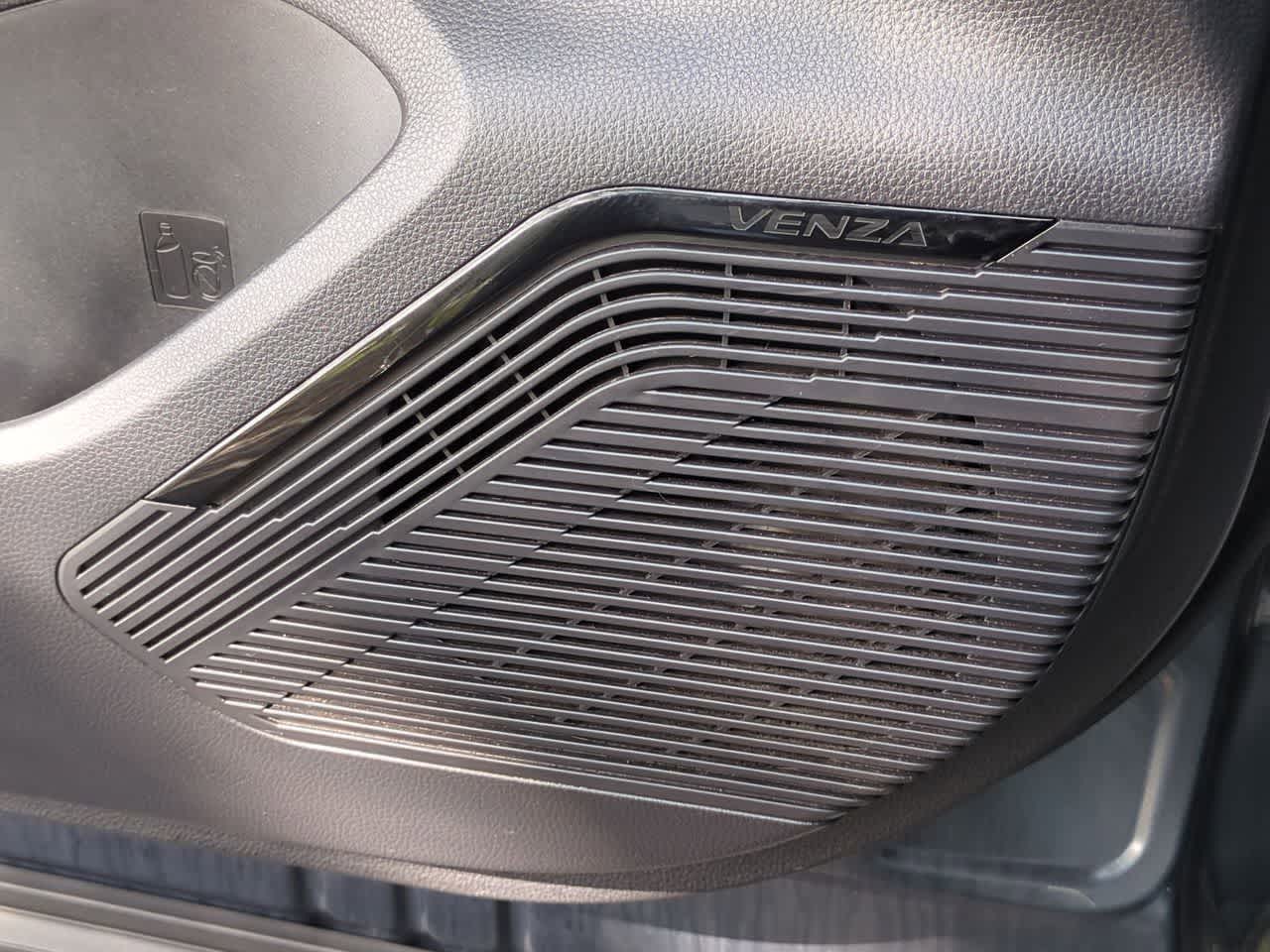 Toyota Venza XLE 2022