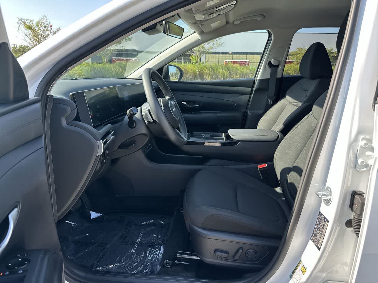 Hyundai Tucson Hybrid SEL 2026