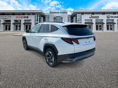 Hyundai Tucson Hybrid SEL 2026