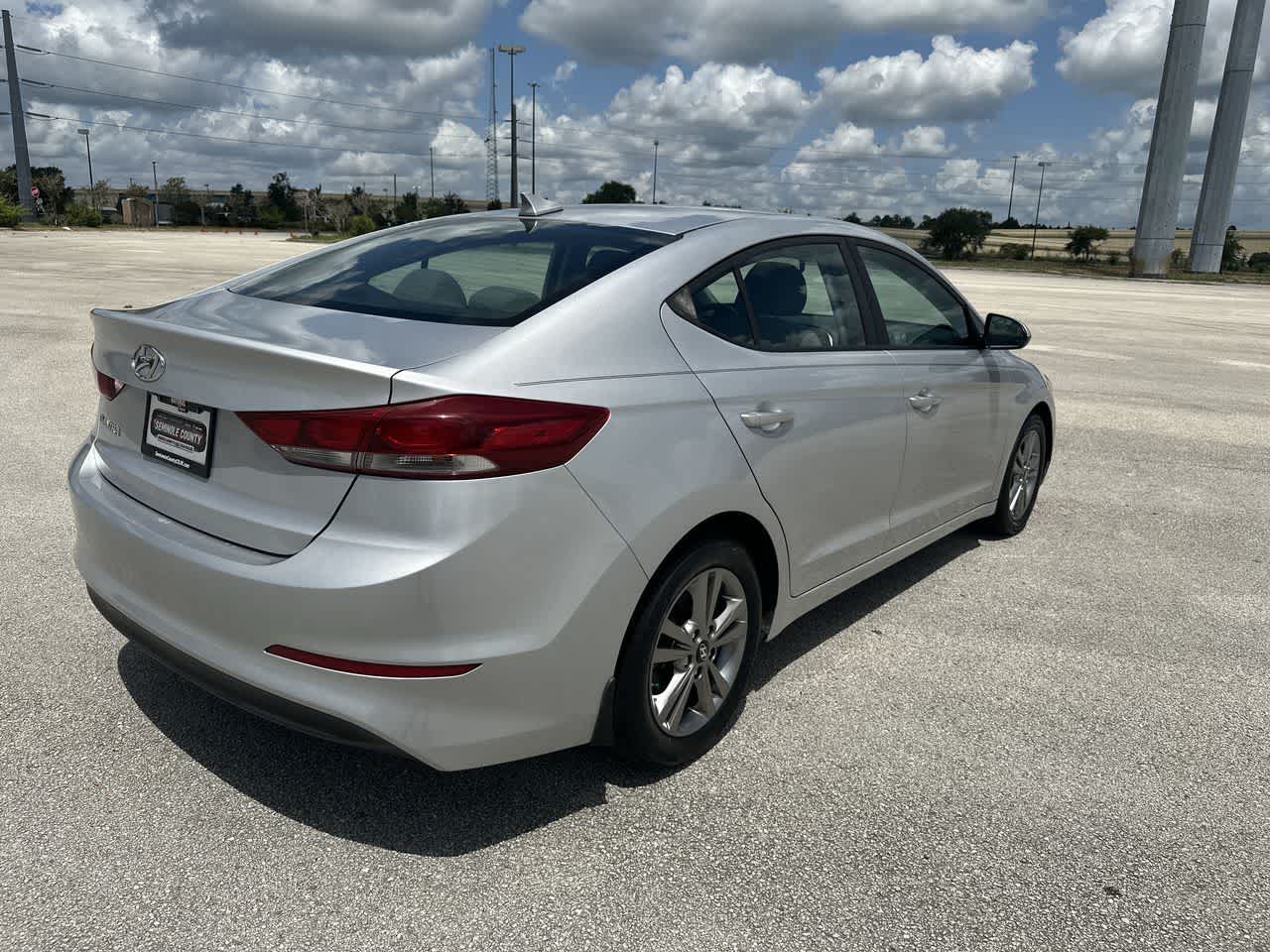 Hyundai Elantra SEL 2018