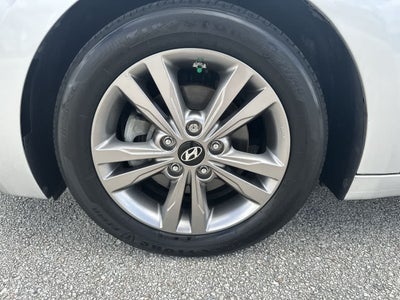 Hyundai Elantra SEL 2018