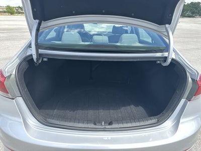 Hyundai Elantra SEL 2018