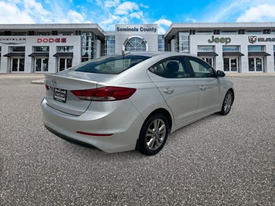 Hyundai Elantra SEL 2018