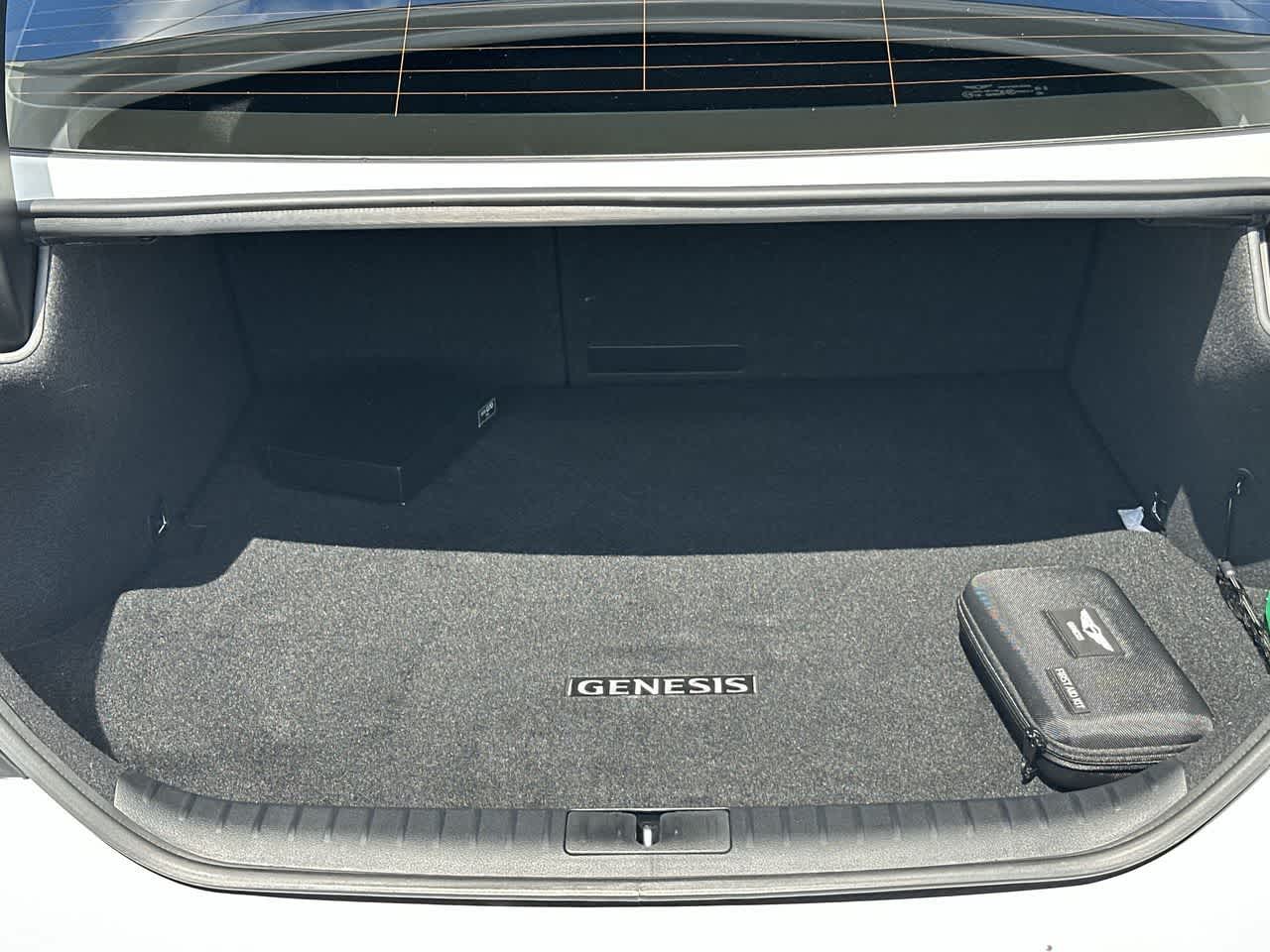 2025 Genesis G70 3.3T RWD Sport Advanced