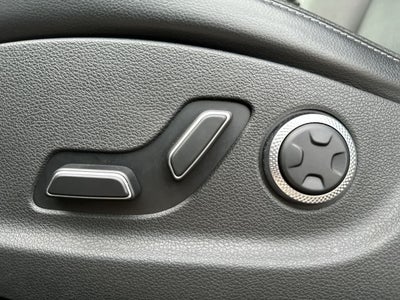 Genesis GV70 2.5T AWD 2025