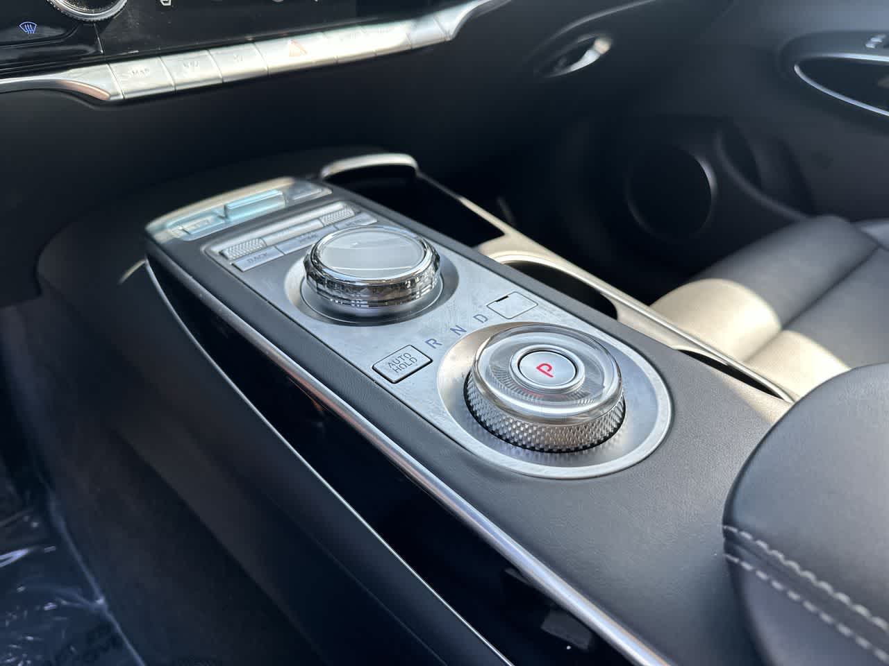 Genesis GV70 2.5T AWD 2025