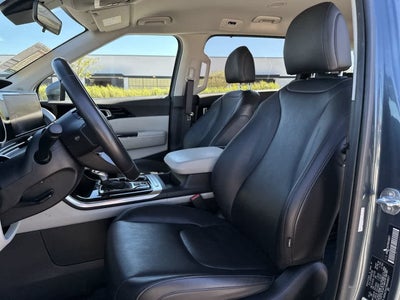 Kia Carnival MPV EX 2024
