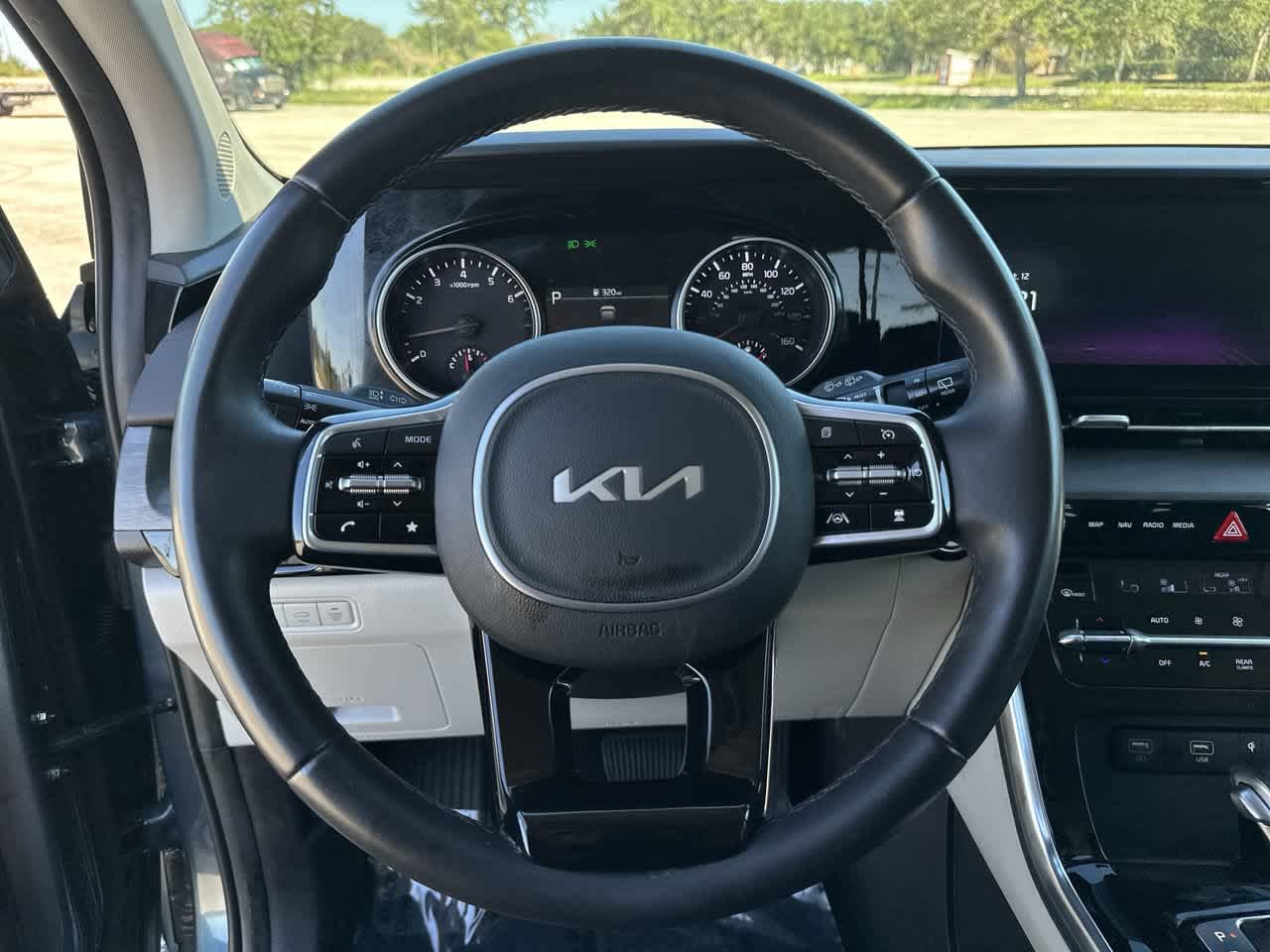 Kia Carnival MPV EX 2024
