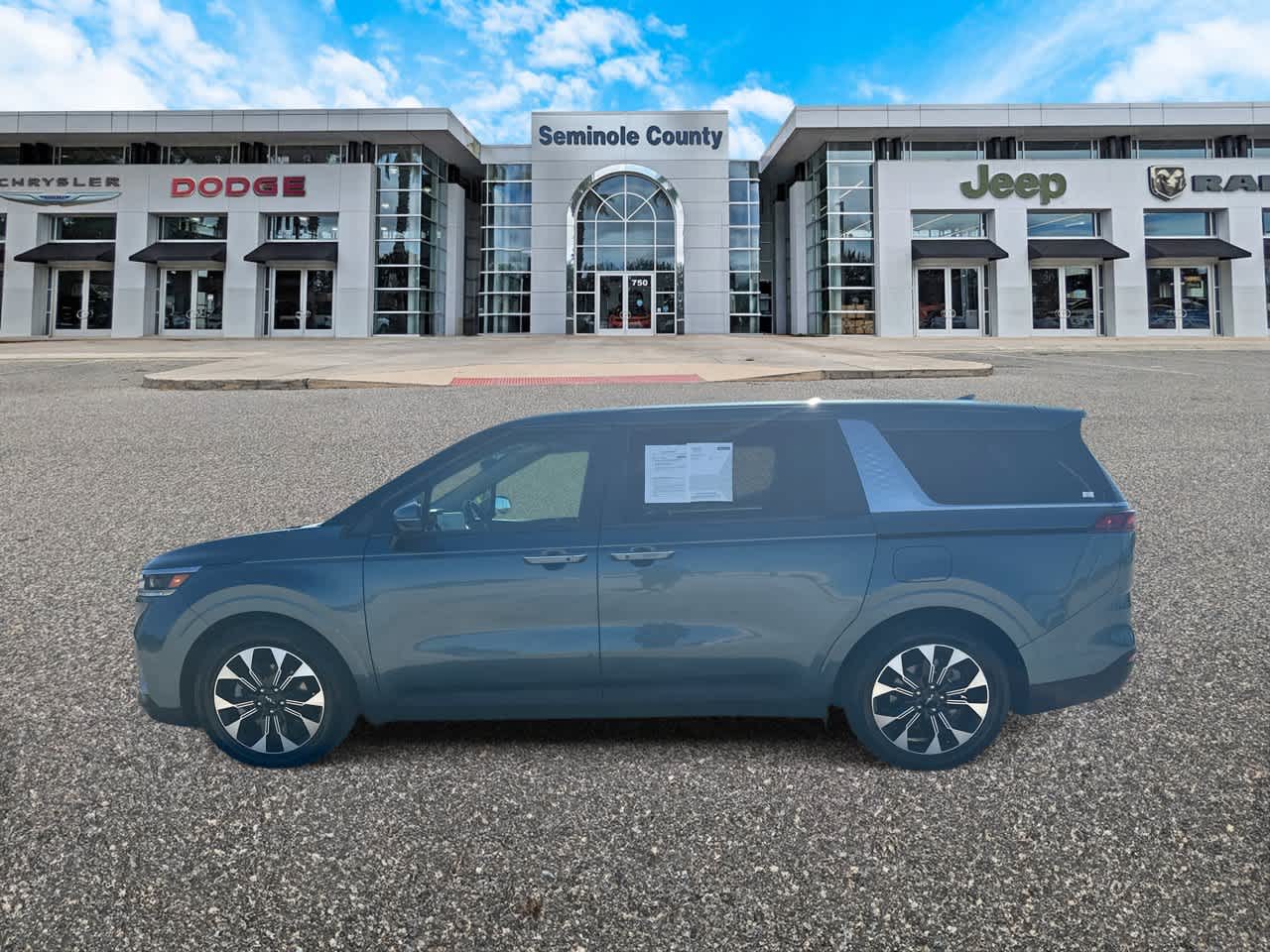 Kia Carnival MPV EX 2024