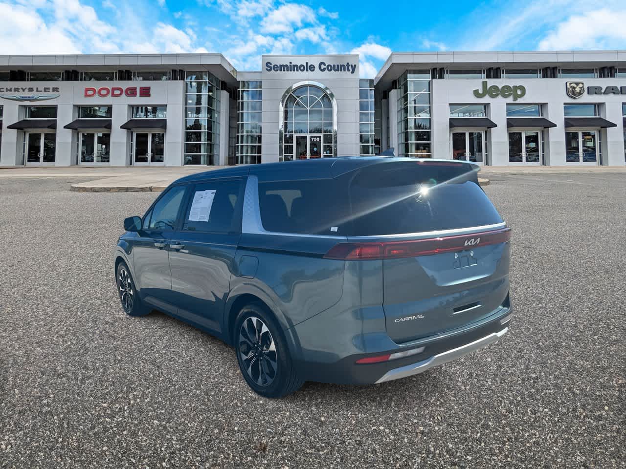 Kia Carnival MPV EX 2024