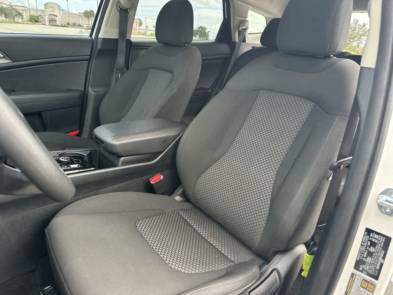 Kia Sportage Hybrid LX 2024