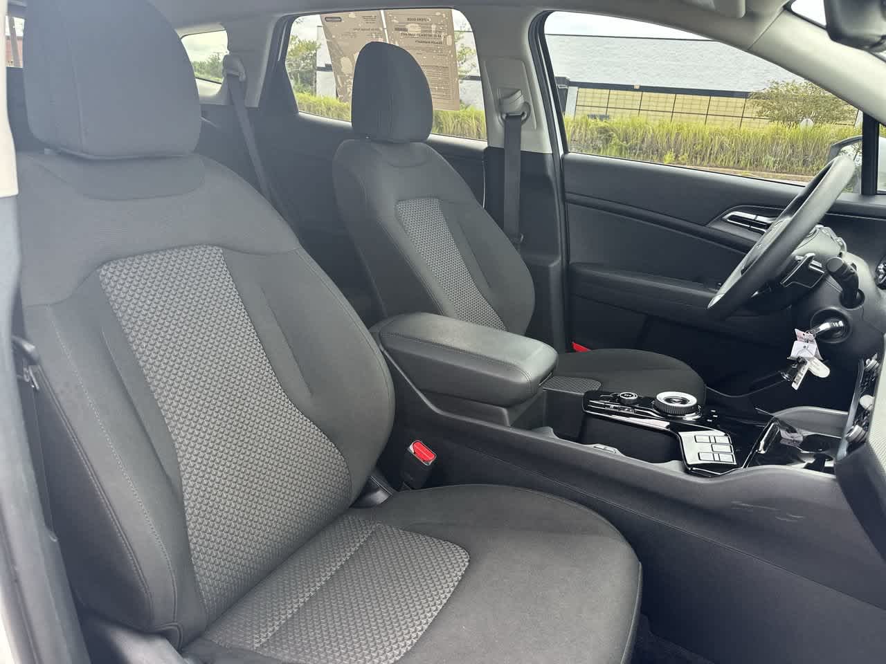 Kia Sportage Hybrid LX 2024