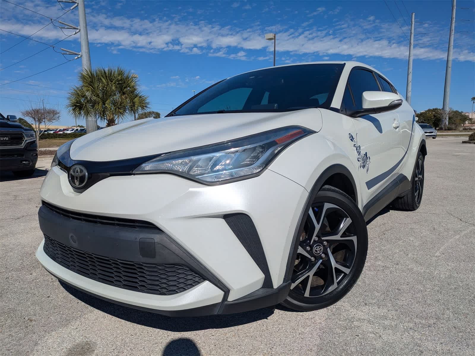 Toyota C-HR XLE 2020
