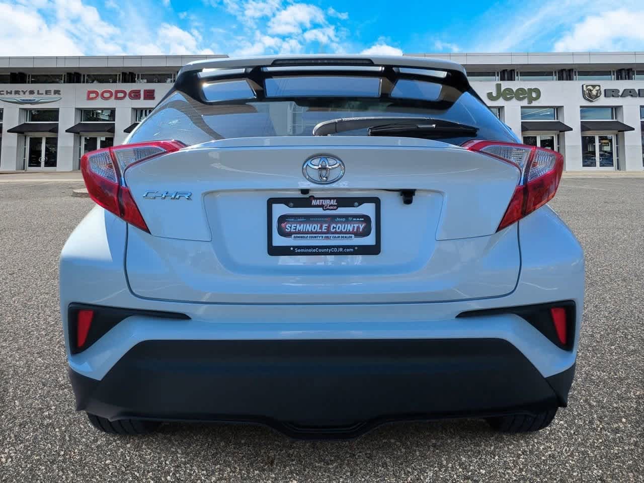 Toyota C-HR XLE 2020