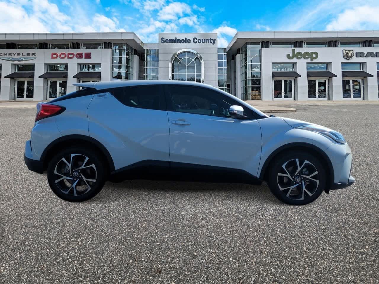 Toyota C-HR XLE 2020