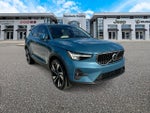 Volvo XC40 B5 Plus 2023, tema «Bright»