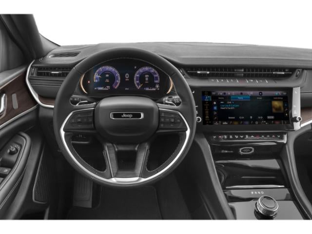 Jeep Grand Cherokee Laredo Altitude 2027