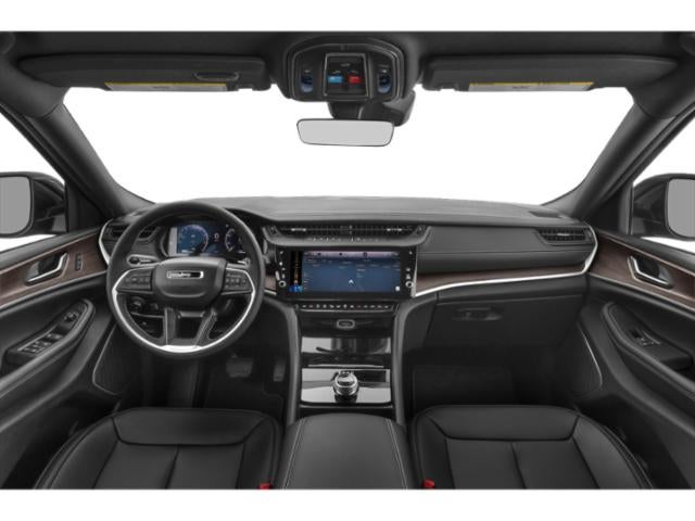 Jeep Grand Cherokee Laredo Altitude 2027