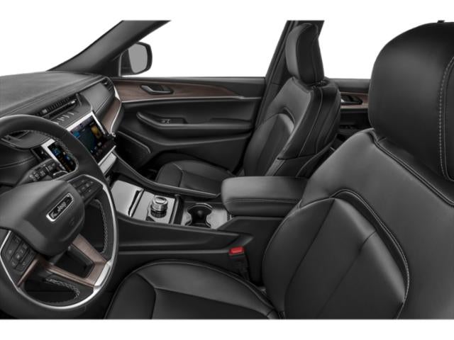 Jeep Grand Cherokee Laredo Altitude 2027